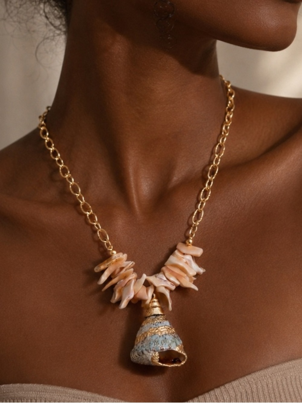 Summet Shell Pendant Necklace - Beach Jewelry